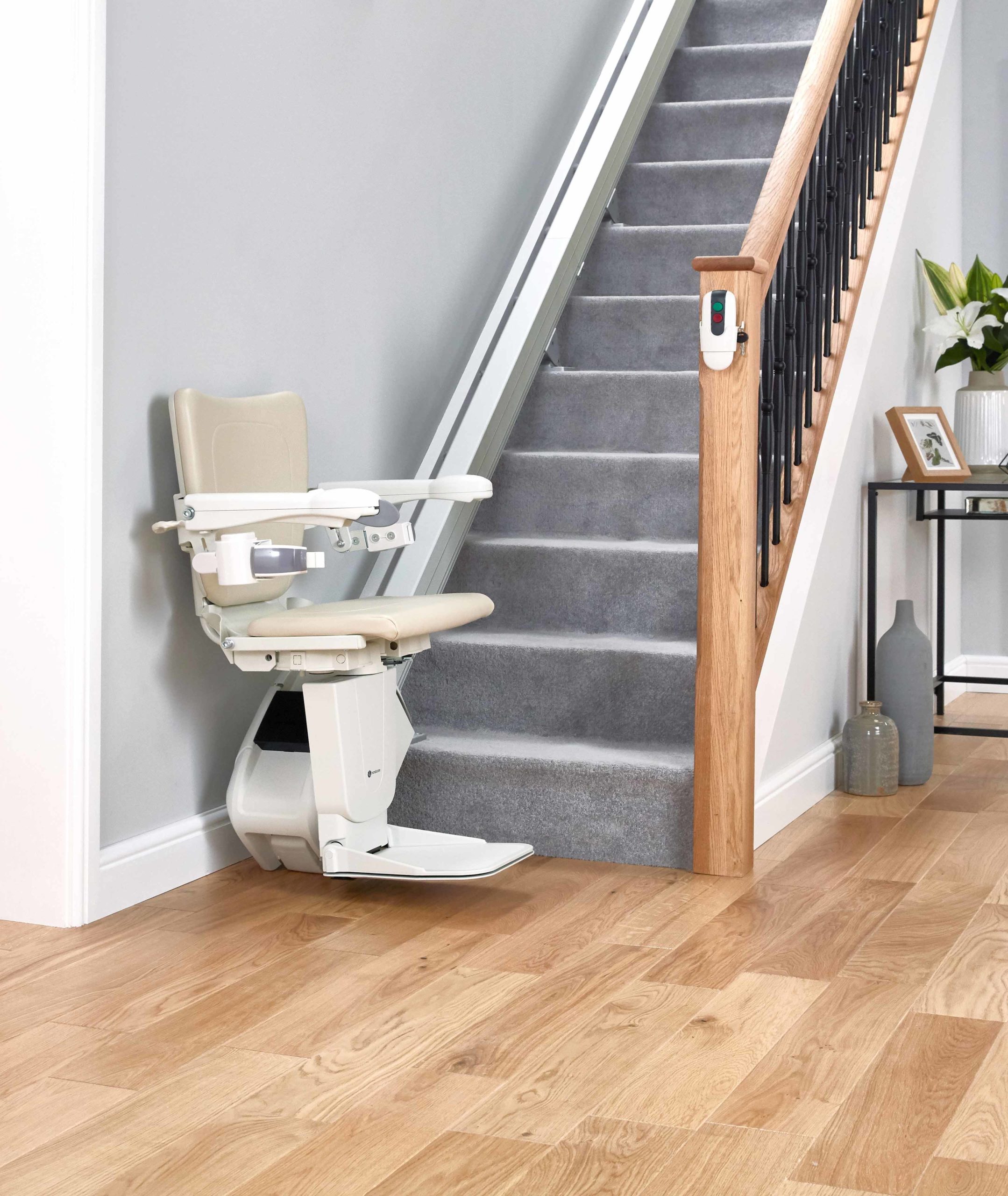 1100 straight stairlift